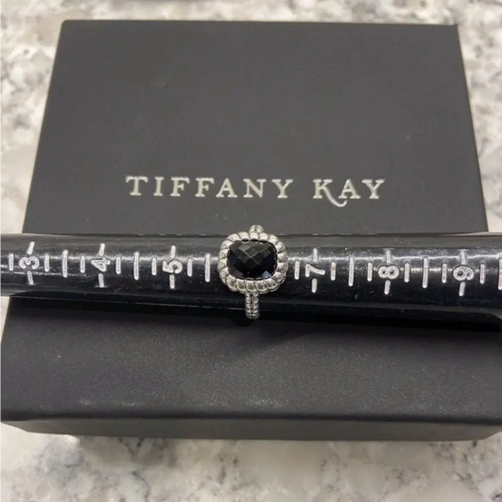 Tiffany Kay Studio Sterling Silver Herringbone Black Onyx Ring - Size 6